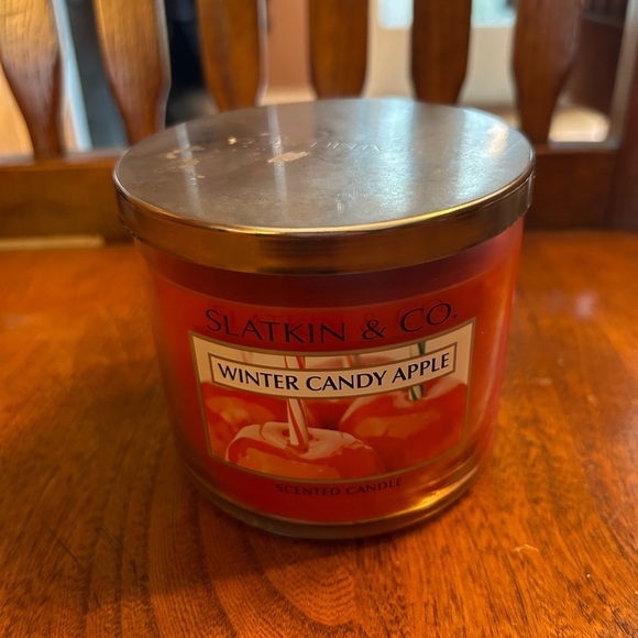 Bath & Body Works Winter Candy Apple Candle 14.5oz NEW! - Picture 2 of 7